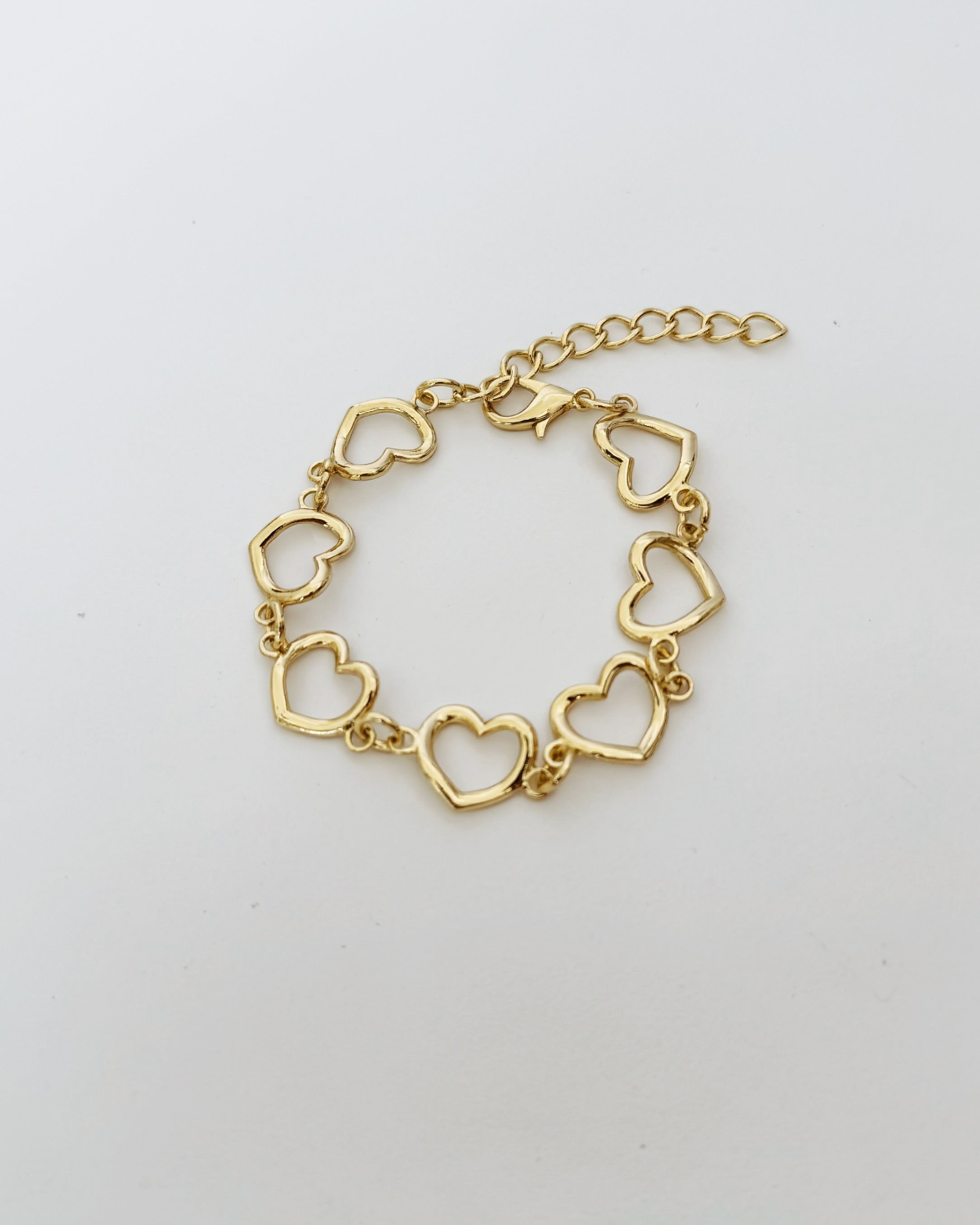Pulsera de corazones