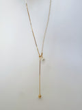 Collar corbatero con piedra