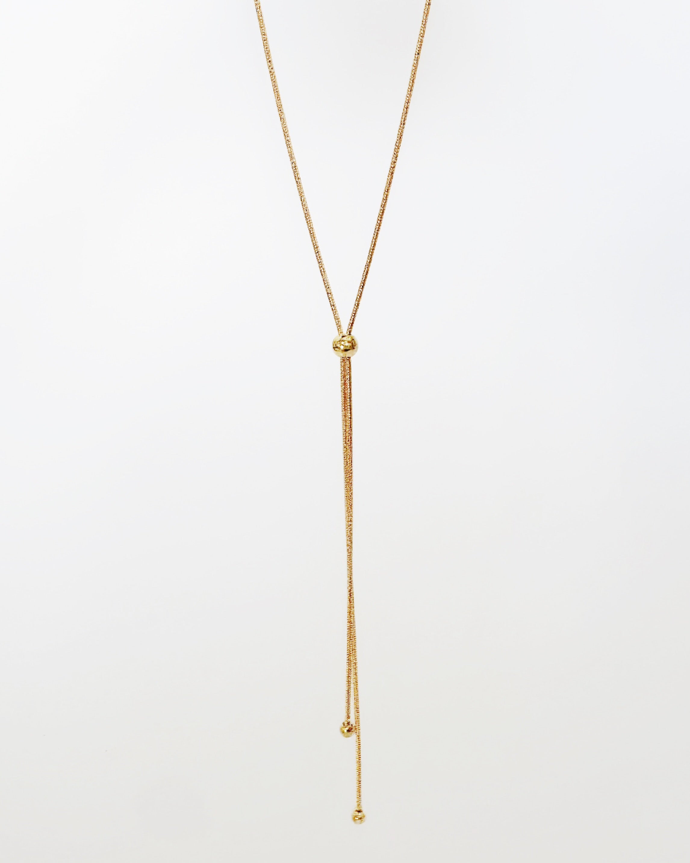 Collar corbatero