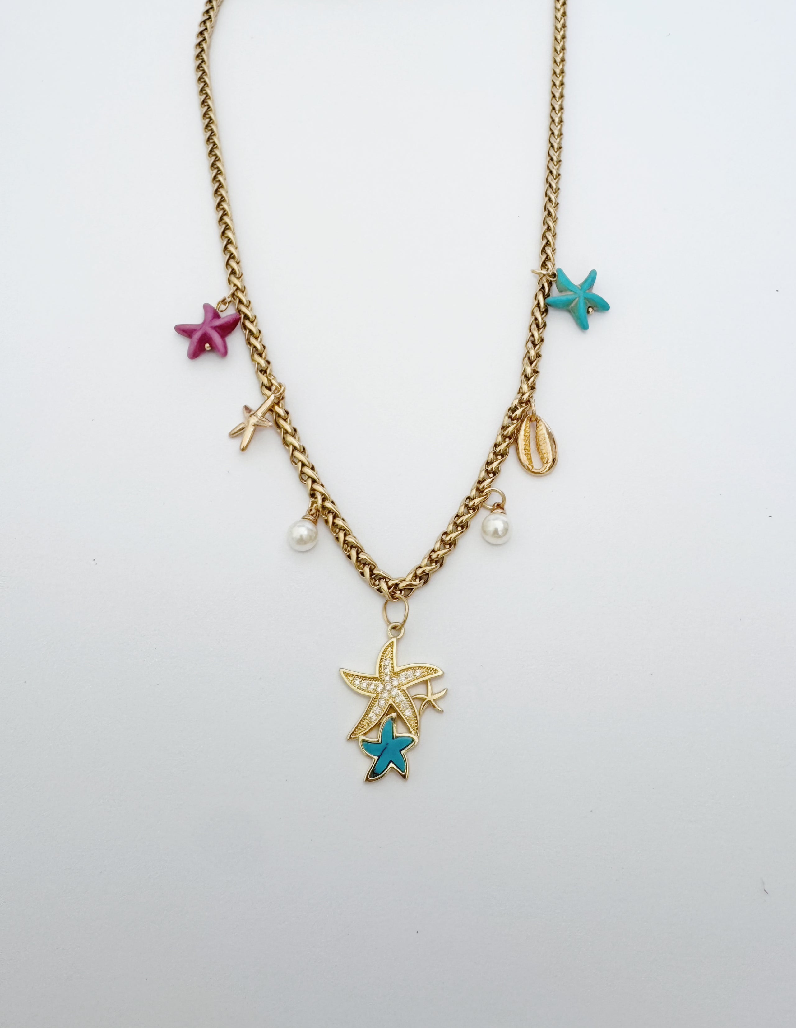 Collar de charms marinos