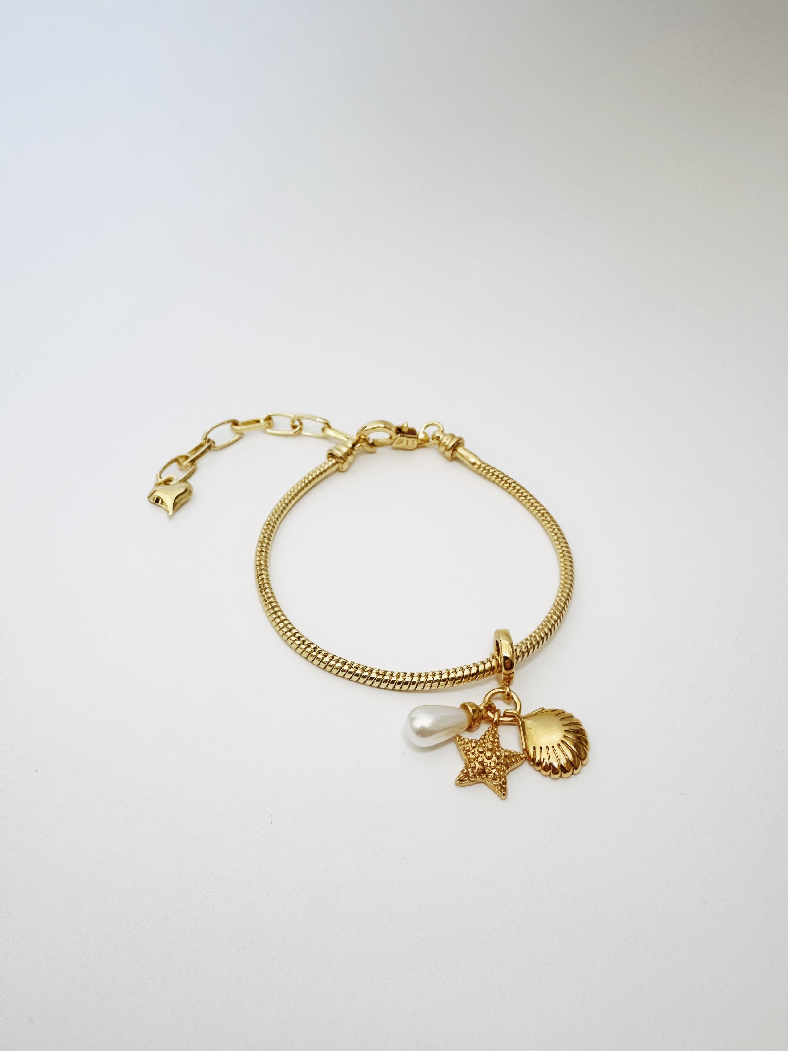 Pulsera con charms