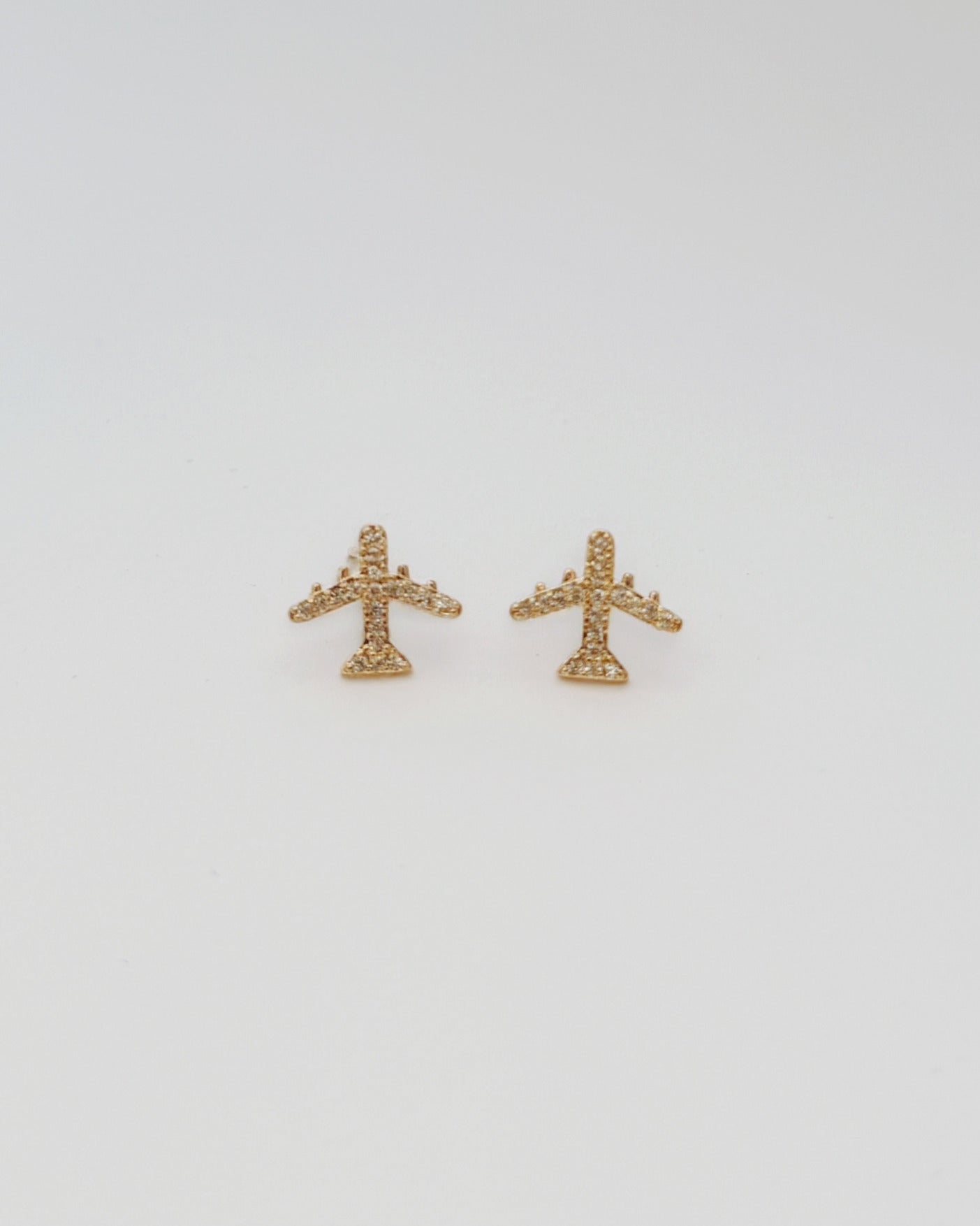 Aretes broquel